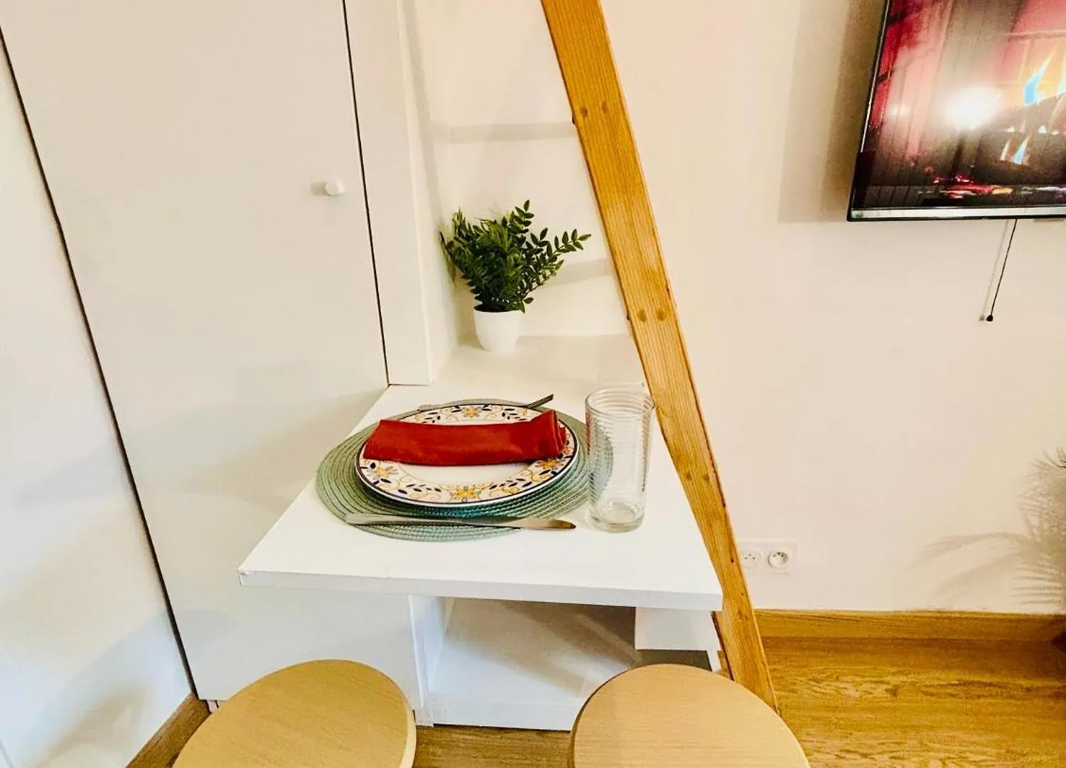 Studio Penthievre Champs Elysee Paris 0*,  Fransa